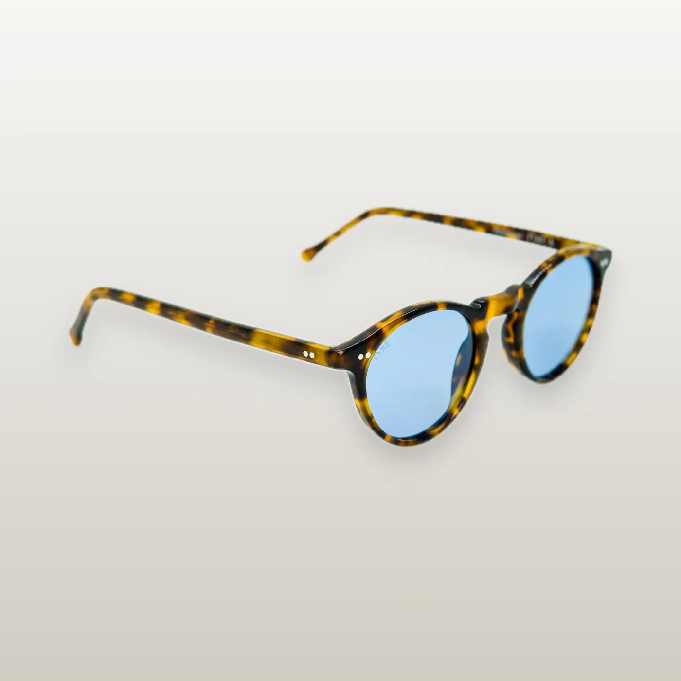 Nicholson · 01 Carey Azul — tres cuartos